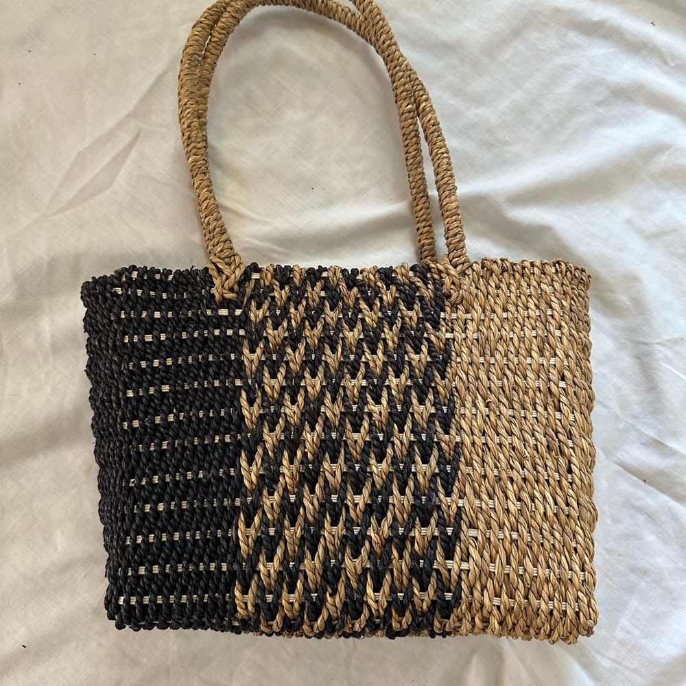 Black and Tan Woven Tote Bag Natural Fibers Afrohemian Bohemian Island Vacation